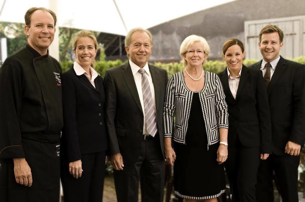 Hotel Schwanen Köngen Eksteriør billede