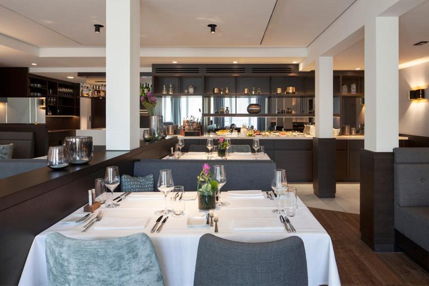 Hotel Schwanen Köngen Eksteriør billede